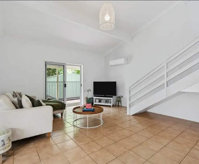 $310, Share-house, 5 bathrooms, Benowa QLD 4217