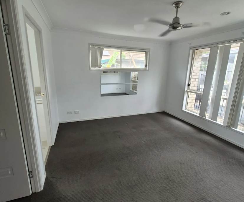 $750, Whole-property, 4 bathrooms, Regents Park QLD 4118