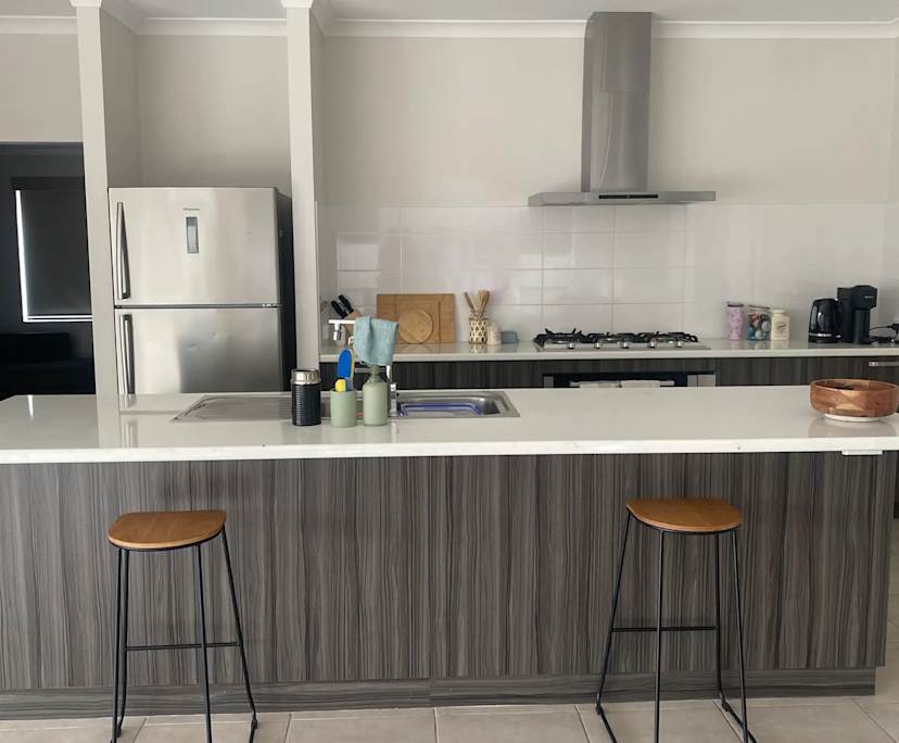 $375, Share-house, 4 bathrooms, Banksia Grove WA 6031