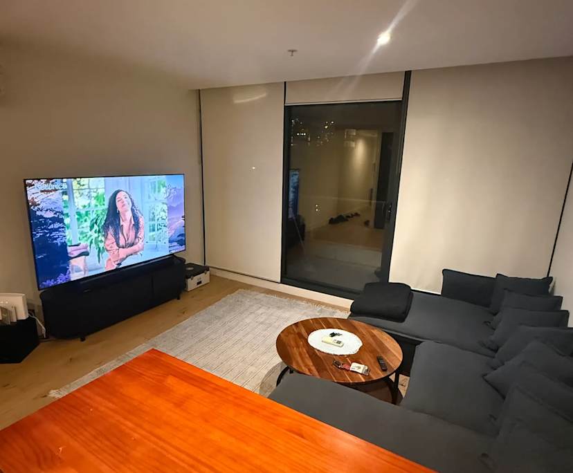 Unfurnished room in a flatshare