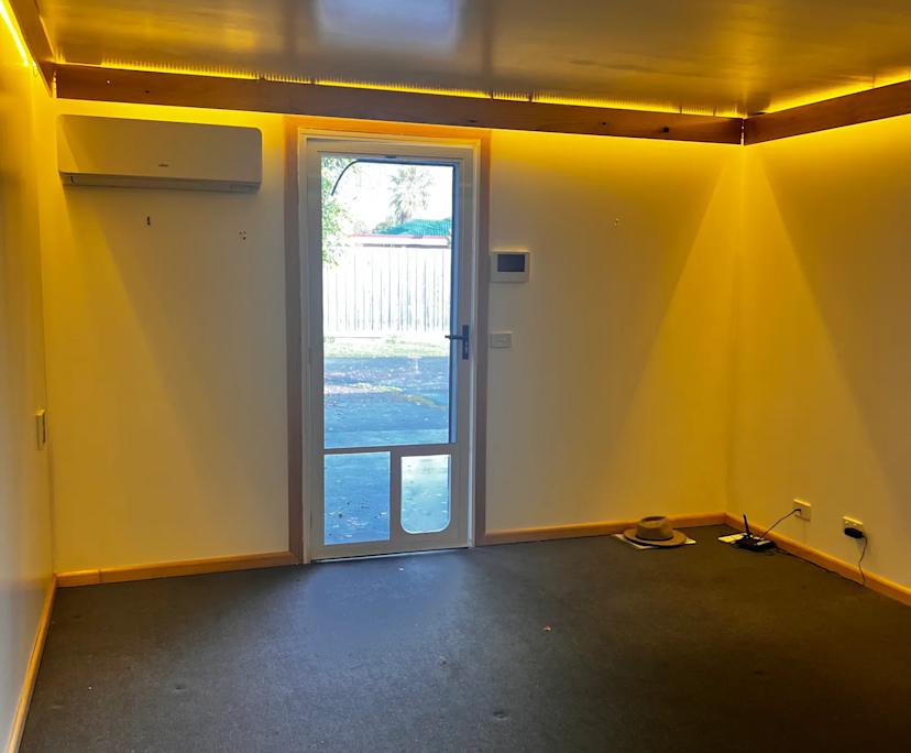 Unfurnished room in a share house