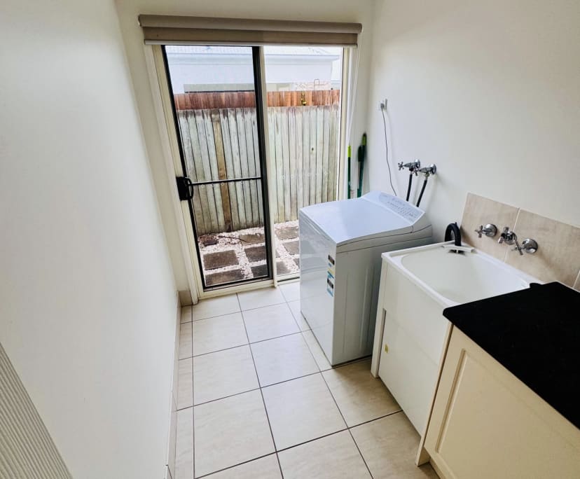 $400, Share-house, 4 bathrooms, Twin Waters QLD 4564