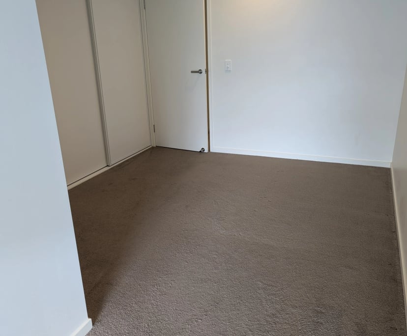 Unfurnished room with own bathroom