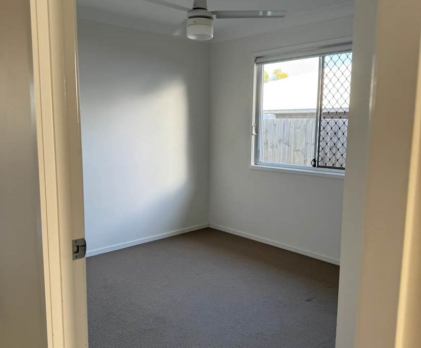 Unfurnished room in a share house
