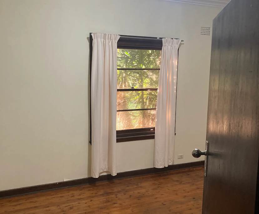 Unfurnished room in a share house