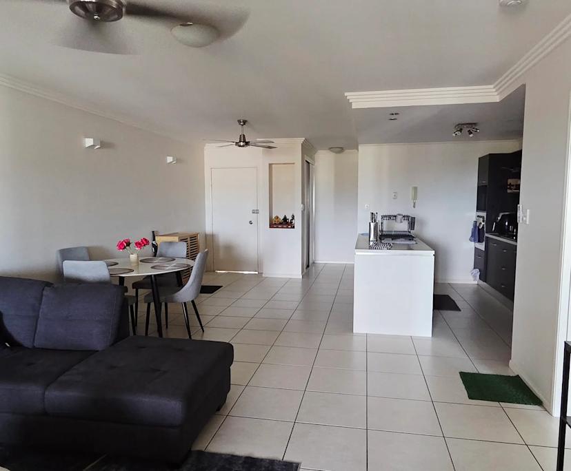 $300, Flatshare, 3 bathrooms, Bungalow QLD 4870
