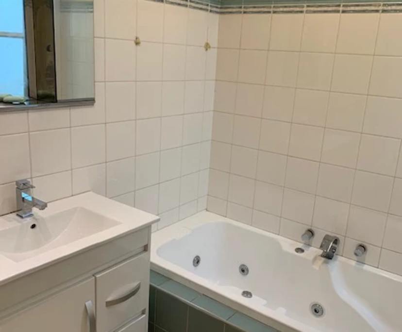 $440, Share-house, 4 bathrooms, St Kilda VIC 3182