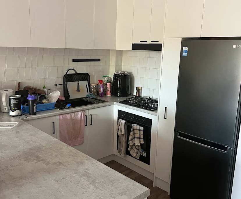 $370, Share-house, 2 bathrooms, South Yarra VIC 3141
