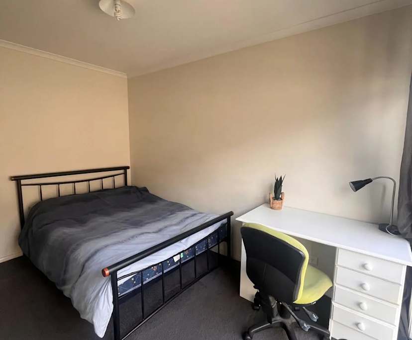 $230, Share-house, 4 bathrooms, Cranbourne West VIC 3977