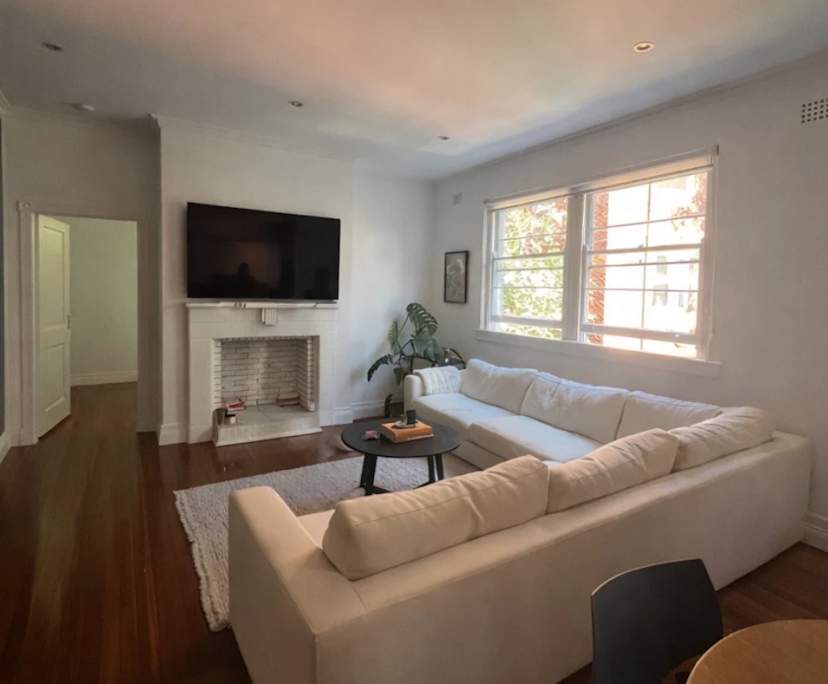 Unfurnished room in a flatshare