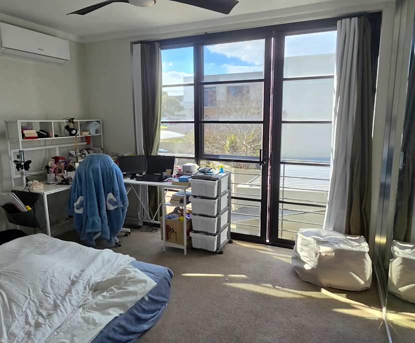 propertyImage