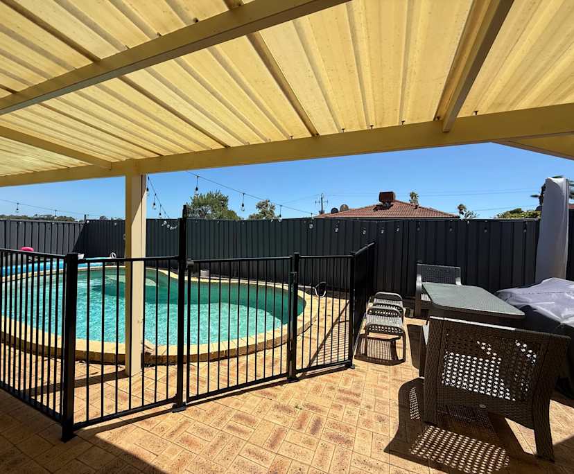 Furnished room in a share house