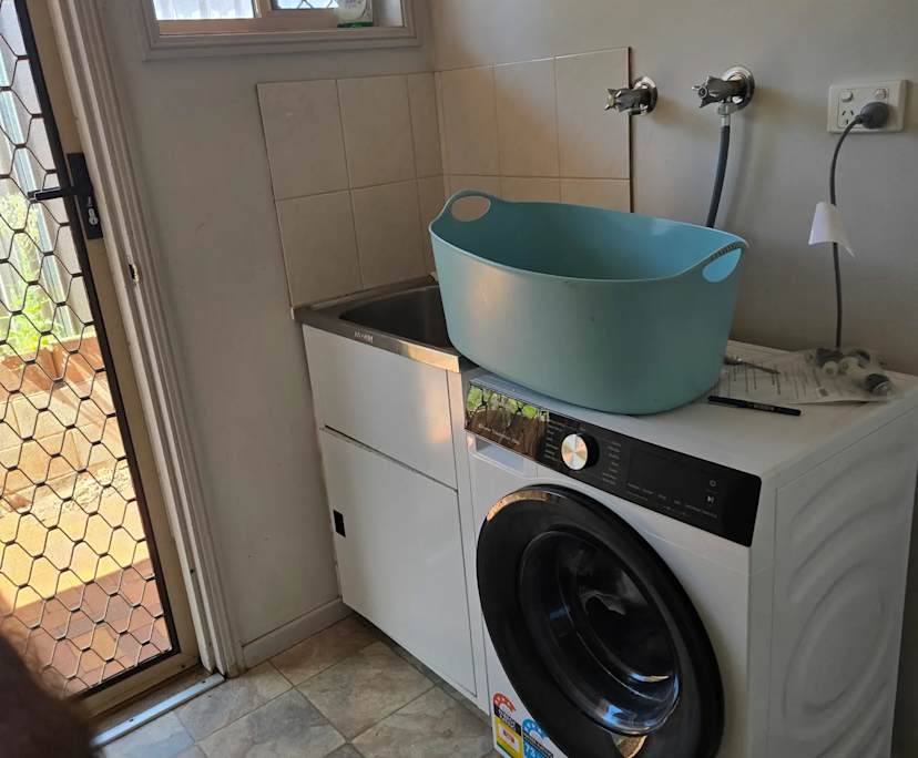 $300, Flatshare, 3 bathrooms, Kearneys Spring QLD 4350