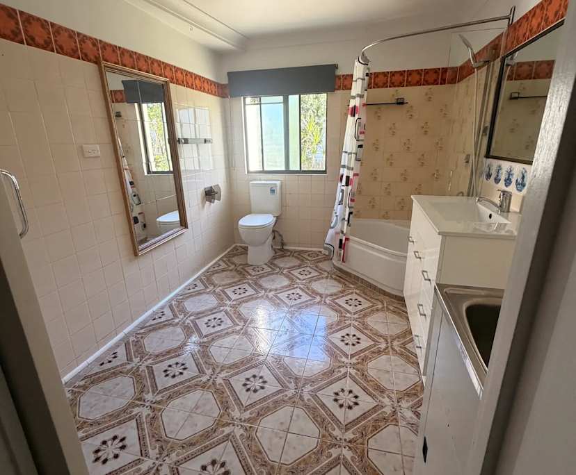$260, Share-house, 3 bathrooms, Wilston QLD 4051