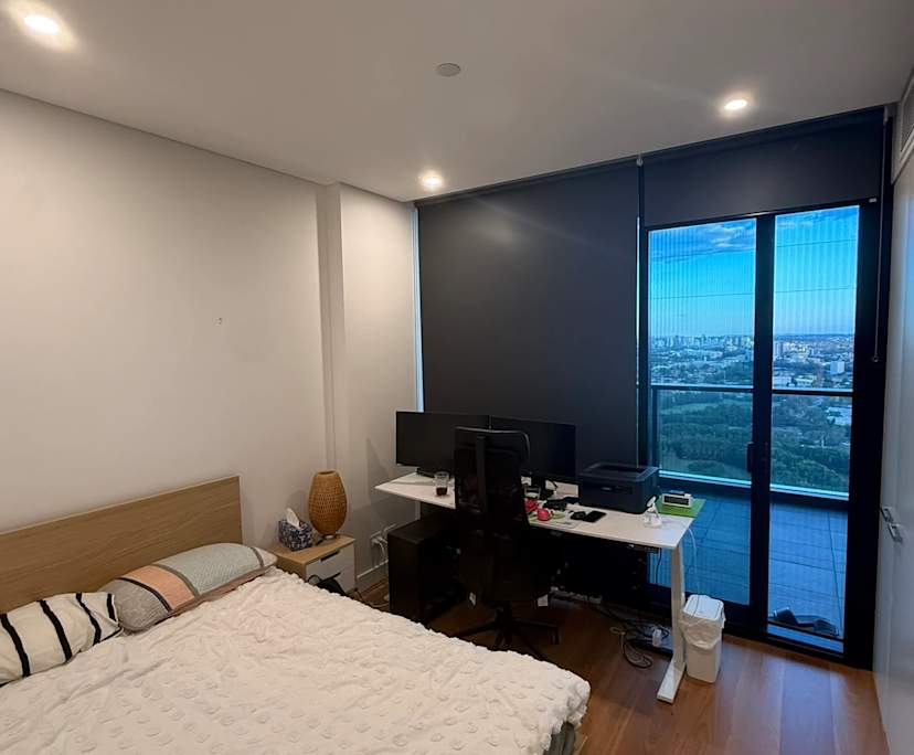 Furnished room in a flatshare
