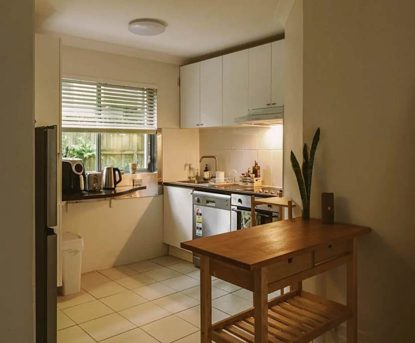 $425, Flatshare, 2 bathrooms, Freshwater NSW 2096
