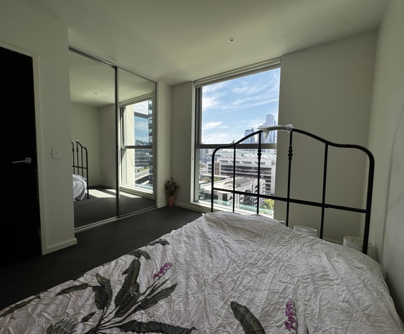 Furnished room in a flatshare
