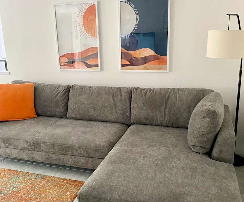 Furnished room with own bathroom