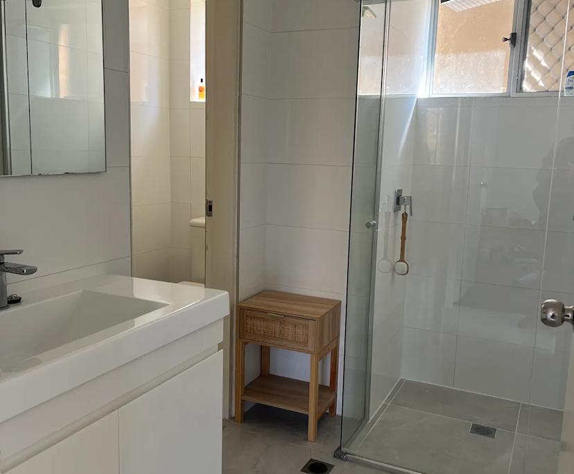 $250, Flatshare, 2 bathrooms, The Hill NSW 2300