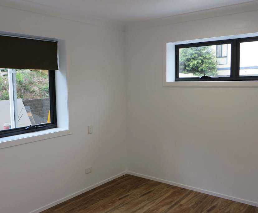 $300, Flatshare, 3 bathrooms, Taringa QLD 4068