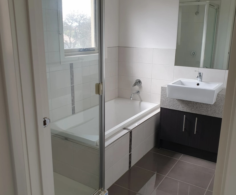 $250, Whole-property, 4 bathrooms, Oakleigh South VIC 3167