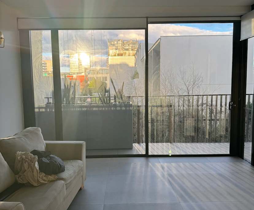 $375, 1-bed, 1 bathroom, Waterloo NSW 2017