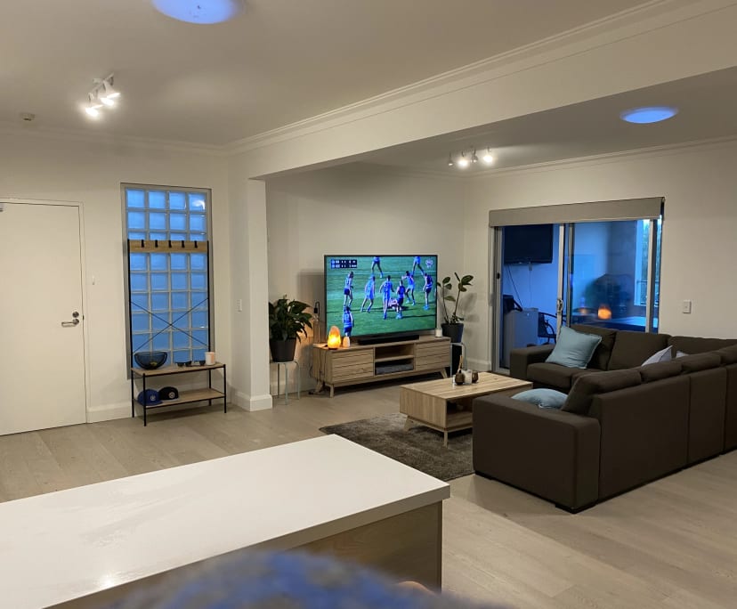 propertyImage