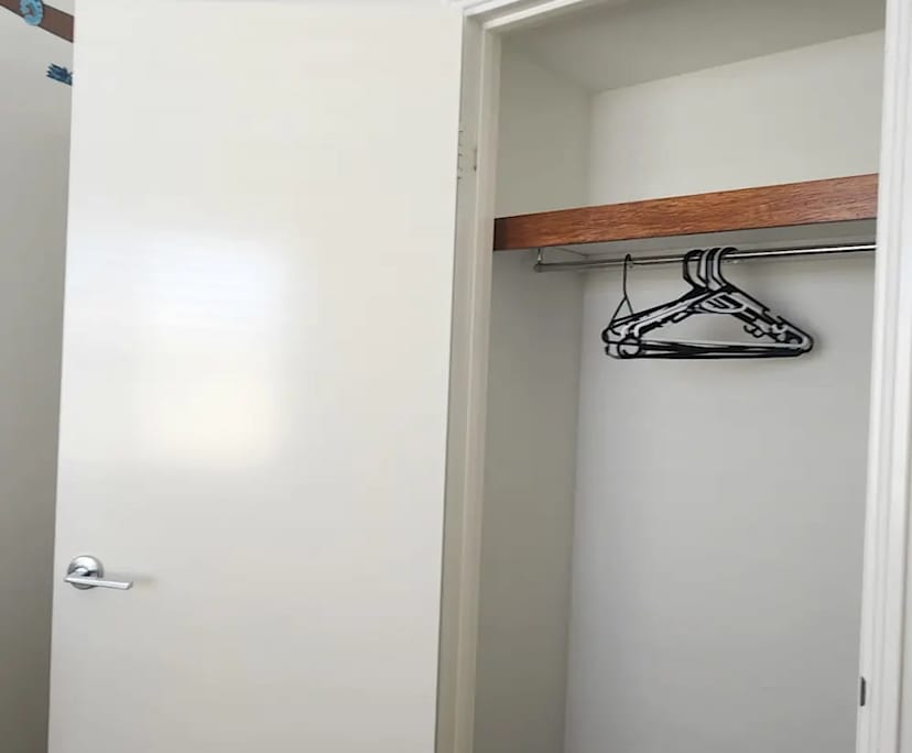 $300, Share-house, 3 bathrooms, Spearwood WA 6163