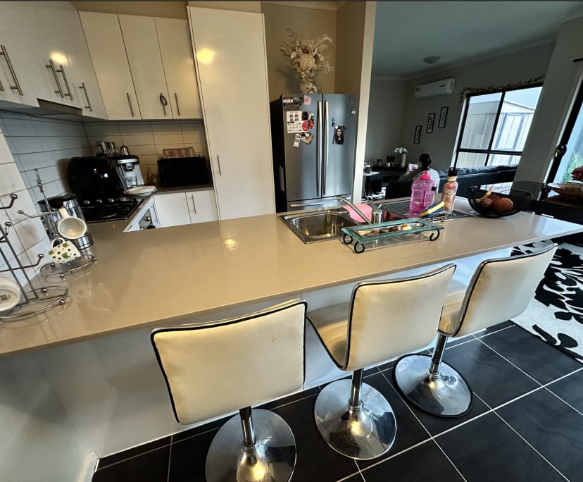 $250, Share-house, 4 bathrooms, Greenvale VIC 3059