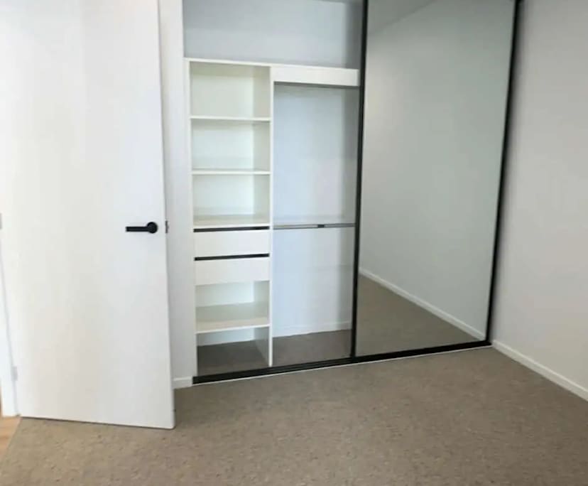 $400, Flatshare, 2 bathrooms, Greenslopes QLD 4120