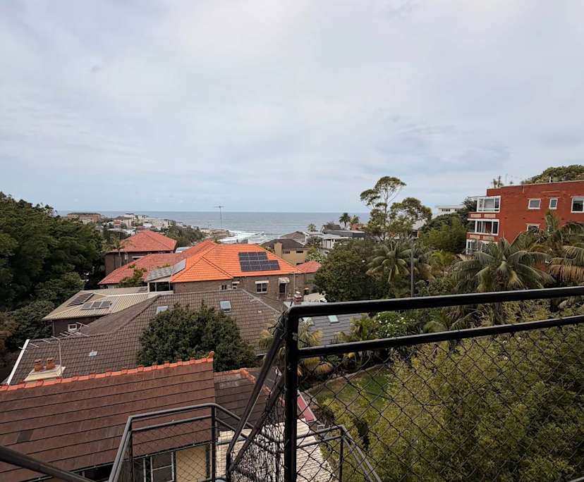 $320, Flatshare, 4 bathrooms, Coogee NSW 2034