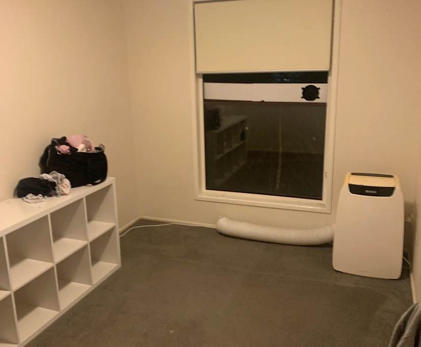 Unfurnished room in a share house