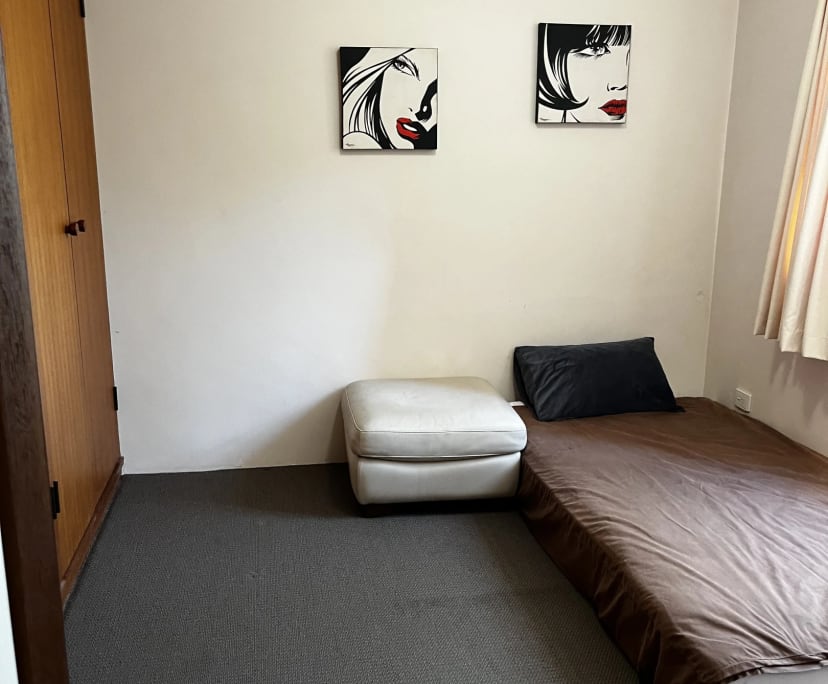 $300, Student-accommodation, 2 bathrooms, Taringa QLD 4068