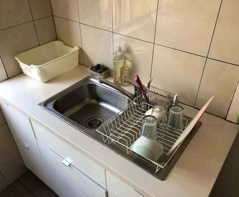 $350, Share-house, 3 bathrooms, Kensington VIC 3031