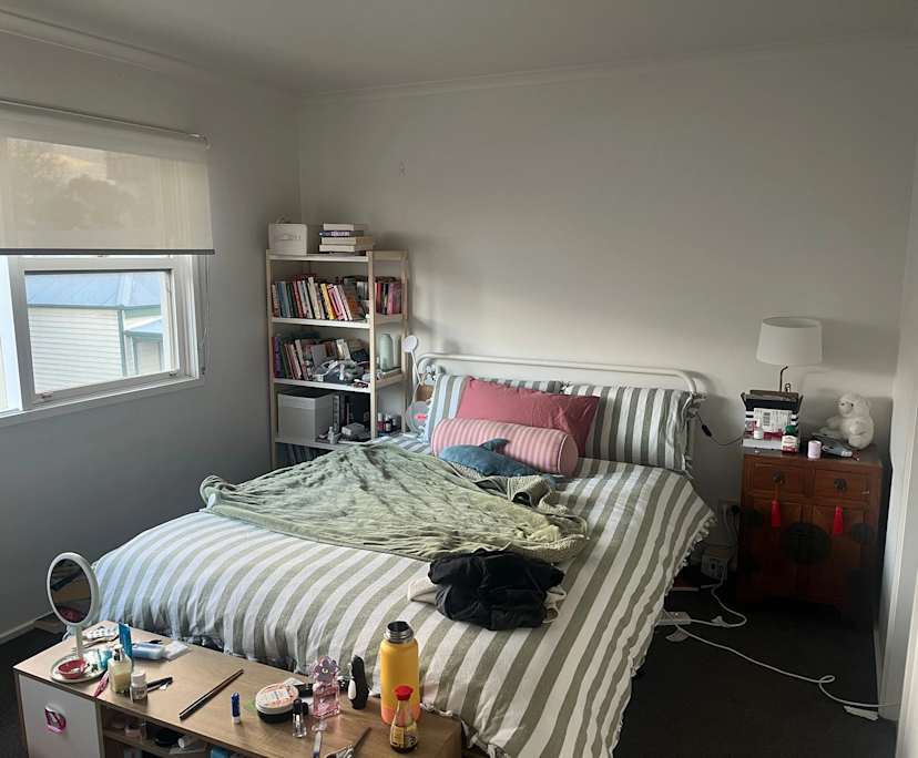propertyImage