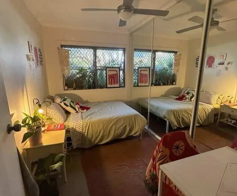 Unfurnished room in a share house
