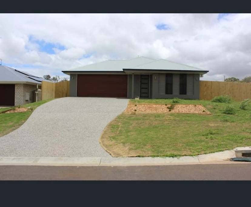 Unfurnished room in a share house