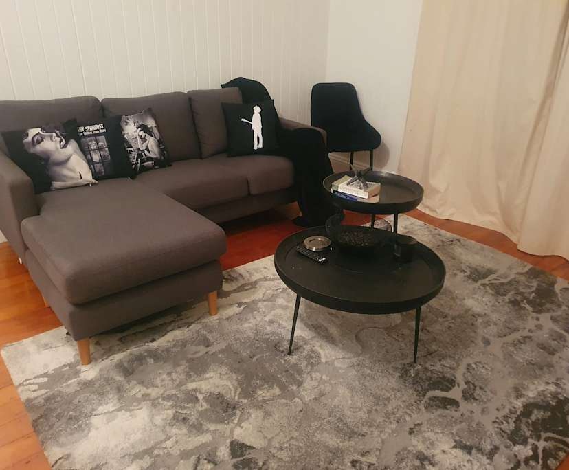 Unfurnished room in a share house