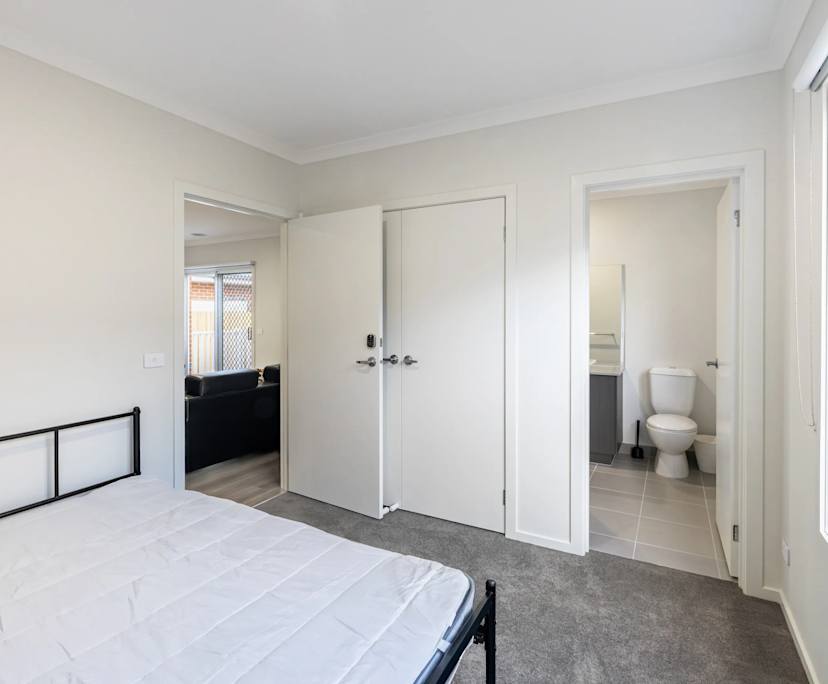 $230, Share-house, 3 bathrooms, Wallan VIC 3756