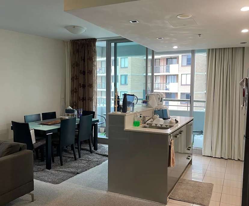 Furnished room in a flatshare