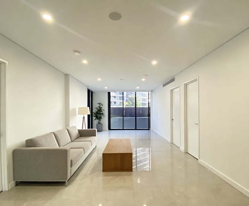 $1,185, Whole-property, 2 bathrooms, Eastgardens NSW 2036