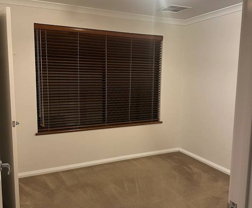 Unfurnished room with own bathroom