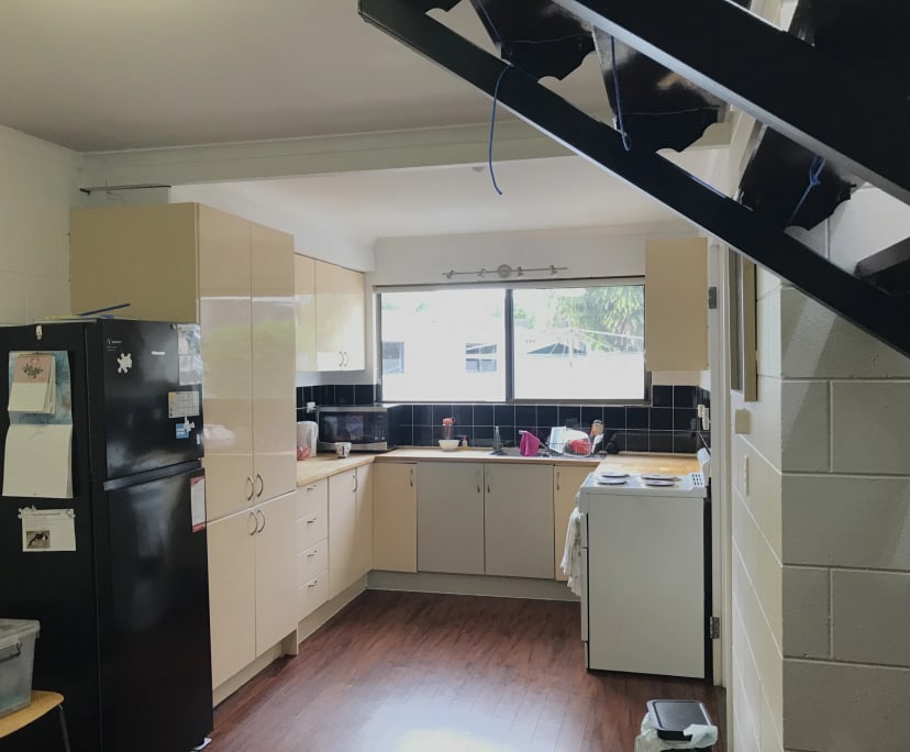 Room for Rent in Railway Estate, Townsville 140,