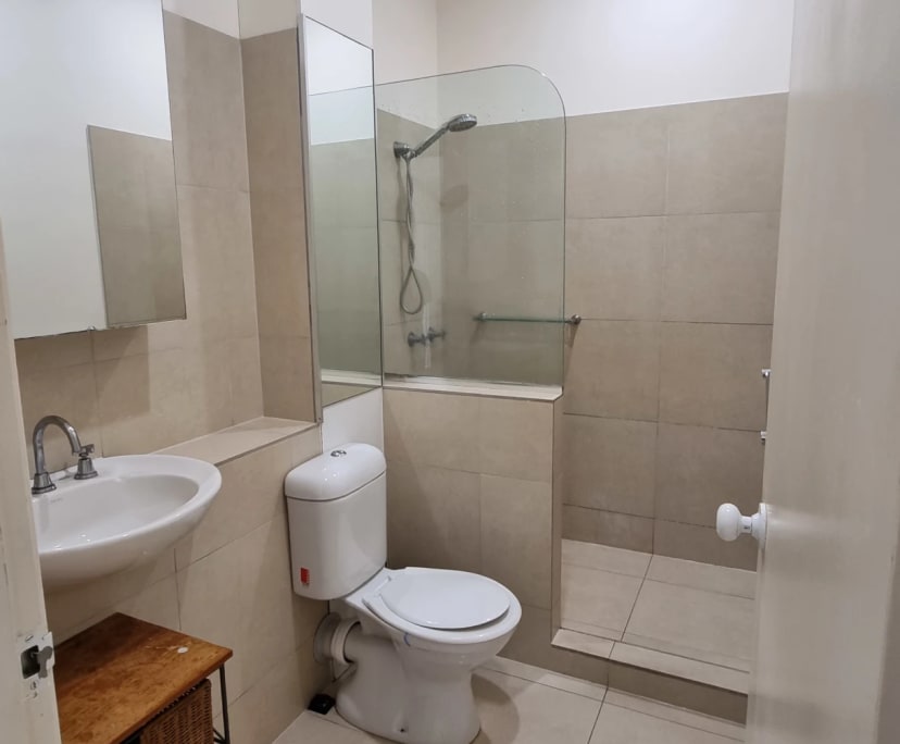 Room for Rent in Airlie Beach, QLD 300, Furnished...