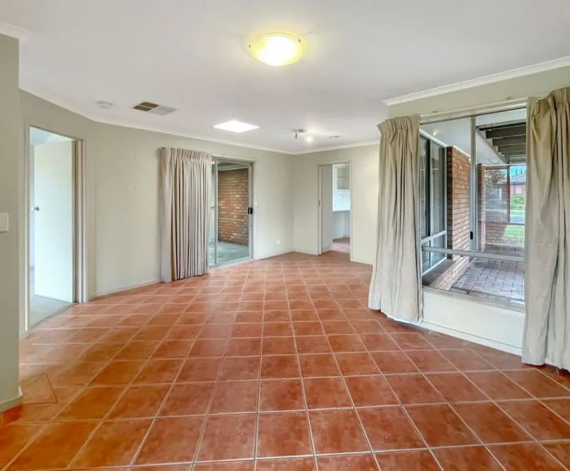 Whole property with 3 rooms for rent