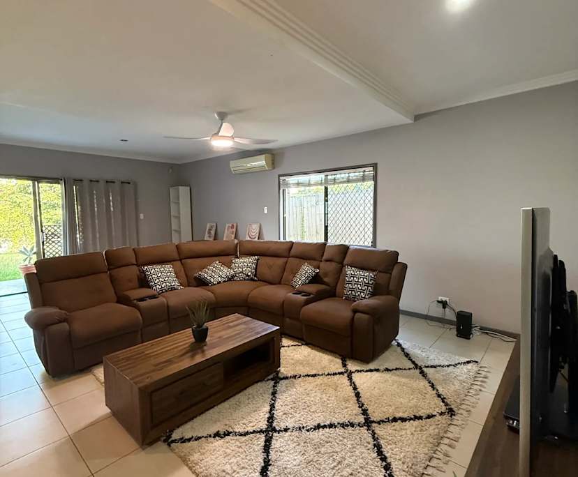 Furnished room in a share house