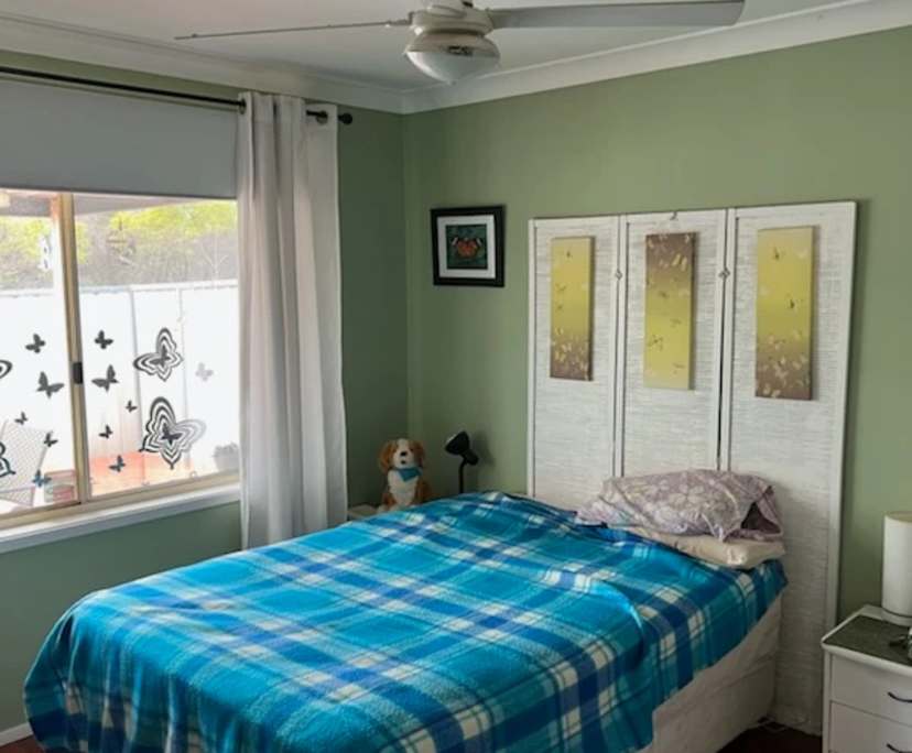 Room in a share house
