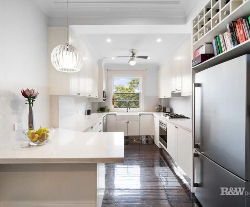 Unfurnished room in a flatshare