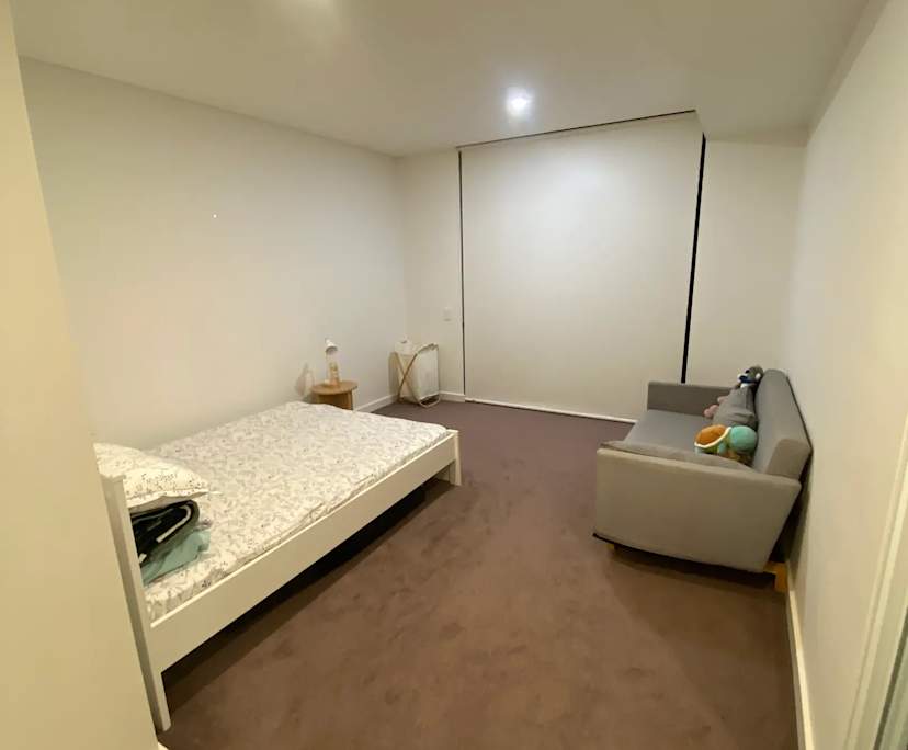 Furnished room with own bathroom