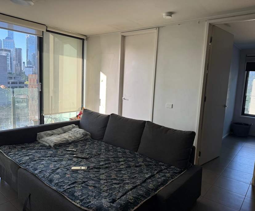 Furnished room in a flatshare